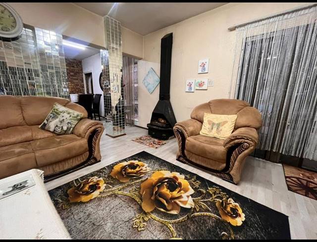 11 BEDROOM HOUSE FOR SALE IN BRUMA